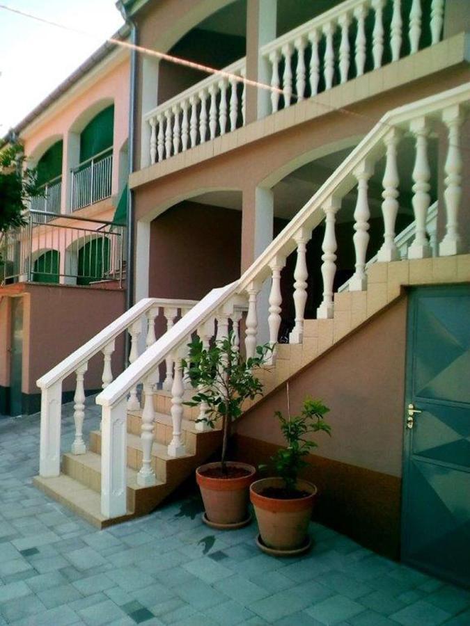 Apartments With A Parking Space Starigrad, Paklenica - 11683 المظهر الخارجي الصورة